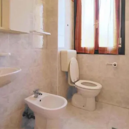 In 24555 Διαμέρισμα Μπιμπιόνε