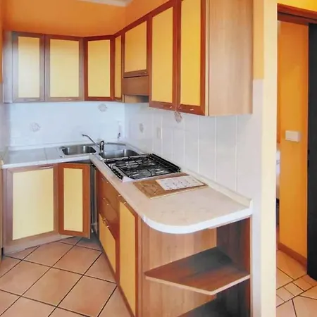 In 24555 Διαμέρισμα Μπιμπιόνε